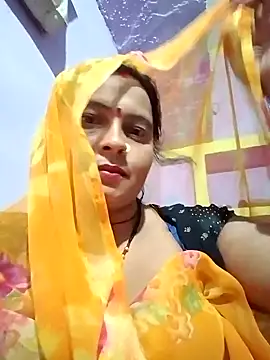 Snapshot of Hot_komal1 chatting on 04/23/26, 10:33 Hot komal1 online show from 04/23/26, 10:33