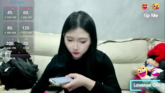 xiaoLI-2025 online show from 02/21/26, 03:03