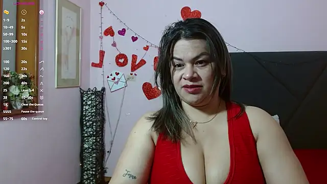 Snapshot of pamela_echeverria chatting on 05/07/26, 11:13 pamela echeverria online show from 05/07/26, 11:13