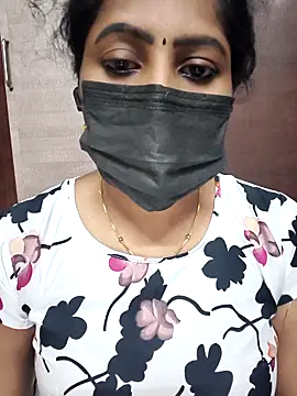 Snapshot of vasundhara26 chatting on 12/14/25, 09:20 vasundhara26 online show from 12/14/25, 09:20