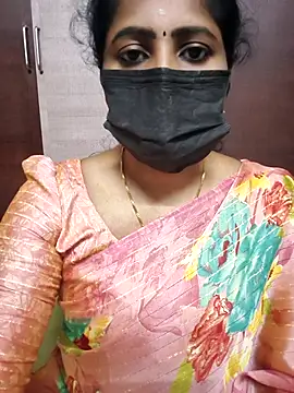 Snapshot of vasundhara26 chatting on 10/04/25, 08:21 vasundhara26 online show from 10/04/25, 08:21