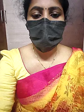 Snapshot of vasundhara26 chatting on 11/22/25, 07:57 vasundhara26 online show from 11/22/25, 07:57