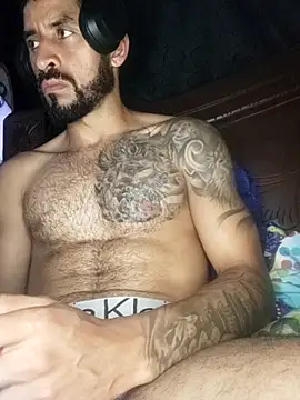 Snapshot of Alexsexygamer chatting on 03/28/26, 11:06 Alexsexygamer online show from 03/28/26, 11:06