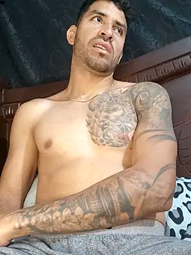 Snapshot of Alexsexygamer chatting on 11/11/25, 02:56 Alexsexygamer online show from 11/11/25, 02:56