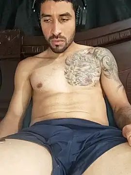 Snapshot of Alexsexygamer chatting on 04/05/26, 08:15 Alexsexygamer online show from 04/05/26, 08:15