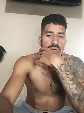 Snapshot of Alexsexygamer chatting on 10/24/25, 06:07 Alexsexygamer online show from 10/24/25, 06:07