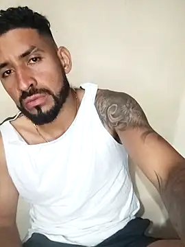 Snapshot of Alexsexygamer chatting on 10/19/25, 05:16 Alexsexygamer online show from 10/19/25, 05:16