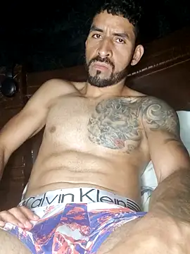 Snapshot of Alexsexygamer chatting on 03/08/26, 02:04 Alexsexygamer online show from 03/08/26, 02:04