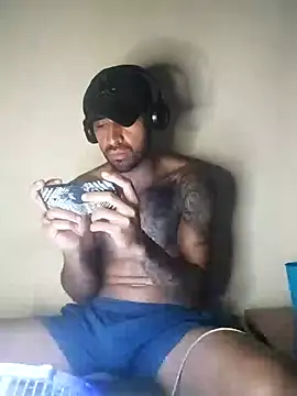 Snapshot of Alexsexygamer chatting on 11/18/25, 12:48 Alexsexygamer online show from 11/18/25, 12:48