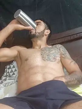 Snapshot of Alexsexygamer chatting on 03/10/26, 01:04 Alexsexygamer online show from 03/10/26, 01:04