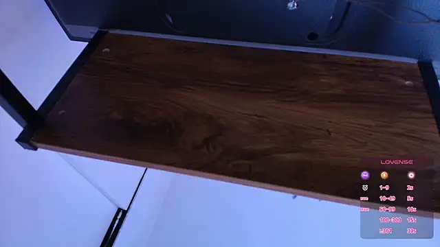 Terraelowen online show from 10/29/25, 11:09