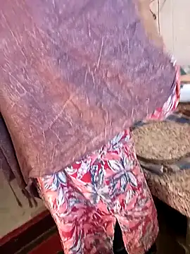 poojarani334 online show from 12/19/25, 02:48