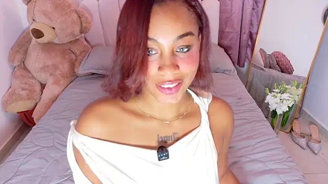 Sofia Stanley online show from 06/01/26, 10:37