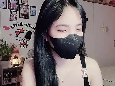 keelinnn19 online show from 11/26/25, 06:08