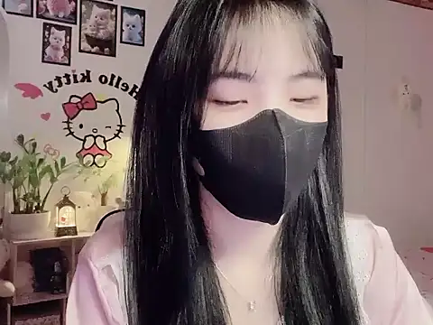 keelinnn19 online show from 12/21/25, 06:42