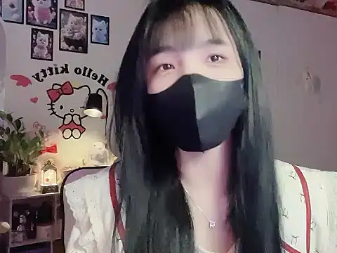 keelinnn19 online show from 11/28/25, 07:47