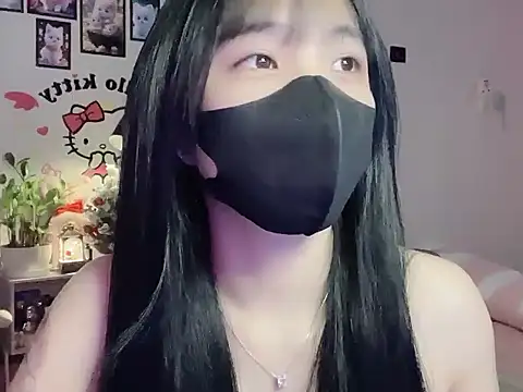 keelinnn19 online show from 12/14/25, 06:46