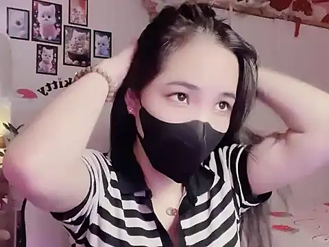 keelinnn19 online show from 10/20/25, 11:16