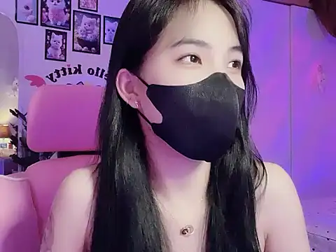 keelinnn19 online show from 09/10/25, 06:18