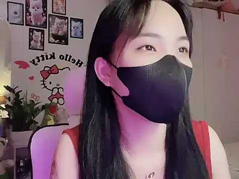 keelinnn19 online show from 10/12/25, 07:04