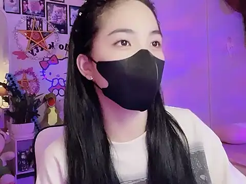 keelinnn19 online show from 10/05/25, 08:21