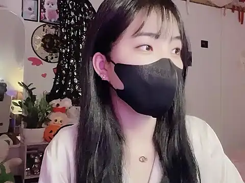 keelinnn19 online show from 10/29/25, 09:58