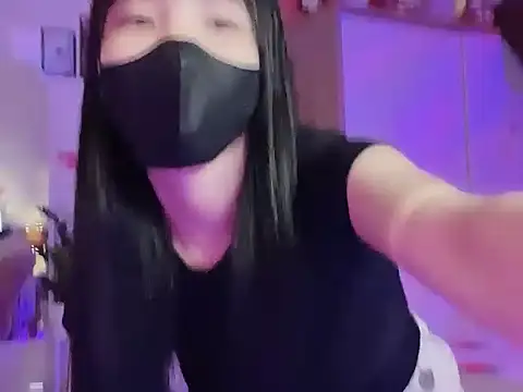 keelinnn19 online show from 09/18/25, 05:16