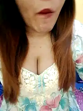 Suhana Darling online show from 10/16/25, 02:42