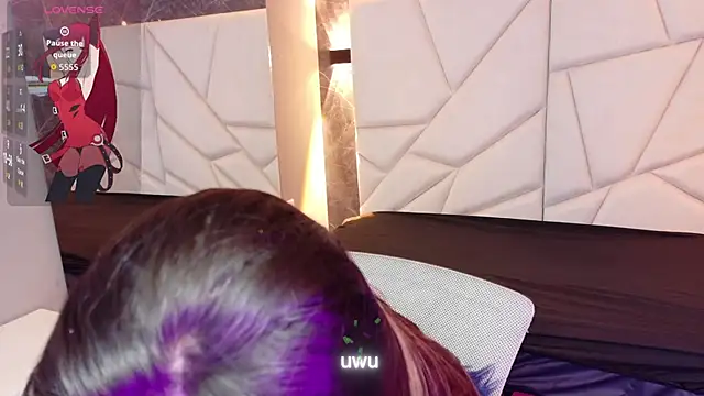 sophiaa 7 online show from 10/10/25, 11:22