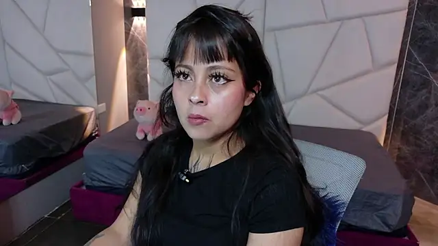 sophiaa 7 online show from 02/03/26, 11:26