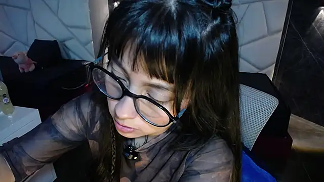 sophiaa 7 online show from 03/02/26, 06:48