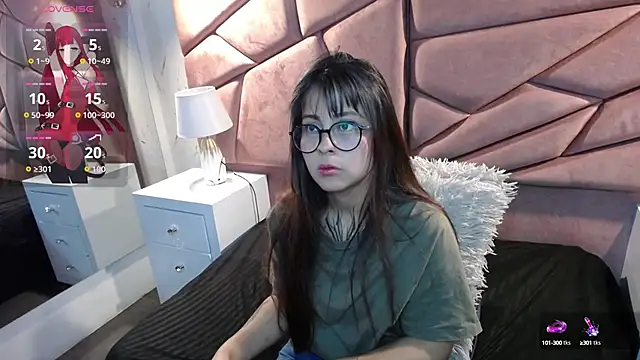 sophiaa 7 online show from 10/15/25, 12:02