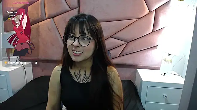 sophiaa 7 online show from 10/03/25, 11:45