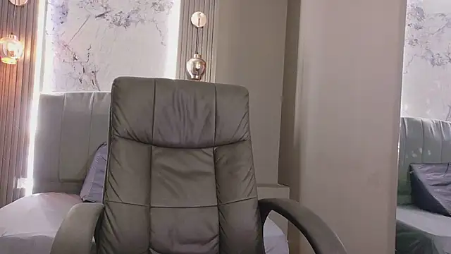 angeles azul online show from 04/08/26, 03:24