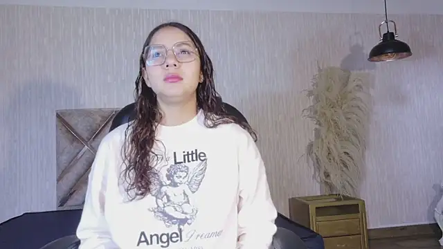 Snapshot of angeles_azul chatting on 07/10/26, 03:56 angeles azul online show from 07/10/26, 03:56