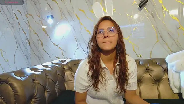 angeles azul online show from 02/11/26, 04:18