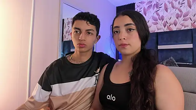 NickandAbby  online show from 02/05/26, 07:43