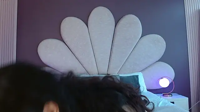 Snapshot of NickandAbby_ chatting on 09/15/25, 01:00 NickandAbby online show from 09/15/25, 01:00