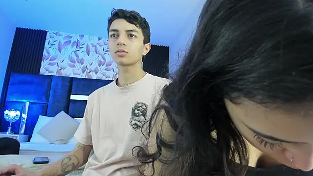 NickandAbby  online show from 02/18/26, 07:32