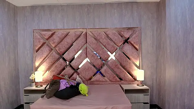 Babyyrasta666 online show from 11/12/25, 03:21