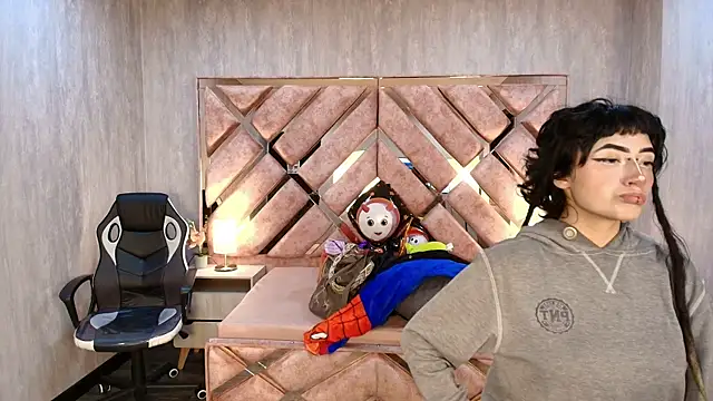 Babyyrasta666 online show from 10/23/25, 03:27