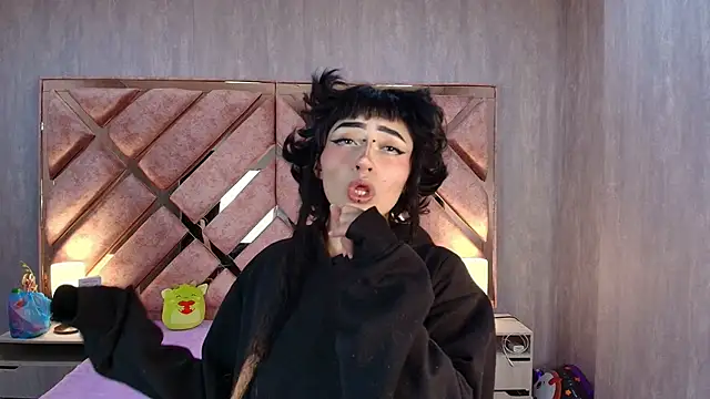 Babyyrasta666 online show from 11/02/25, 03:33