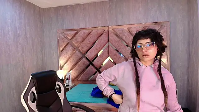 Babyyrasta666 online show from 11/25/25, 03:29