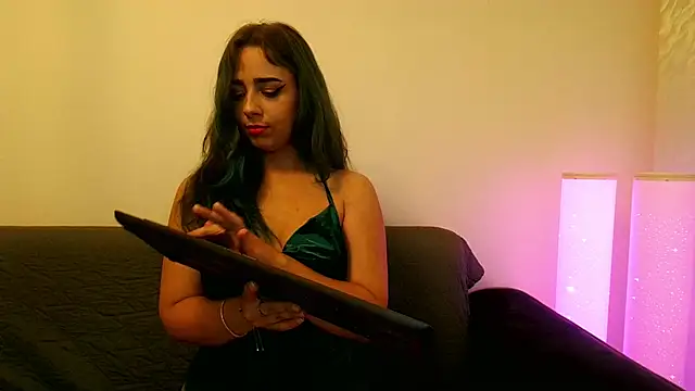 AlanaMilani  online show from 05/29/26, 01:22