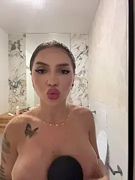 sexyanais online show from 12/22/25, 10:43