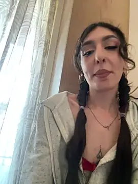 Snapshot of MissLetiBlane chatting on 07/11/26, 08:03 MissLetiBlane online show from 07/11/26, 08:03