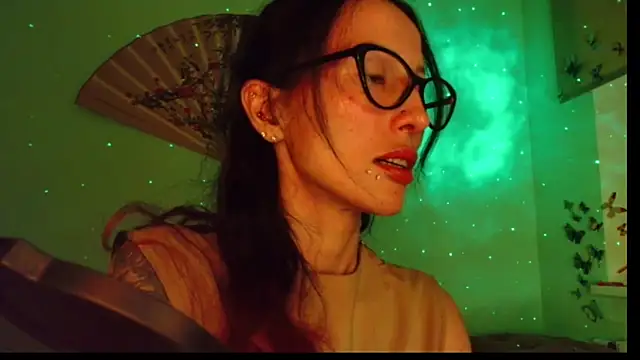 KiotoShine online show from 11/26/25, 06:08