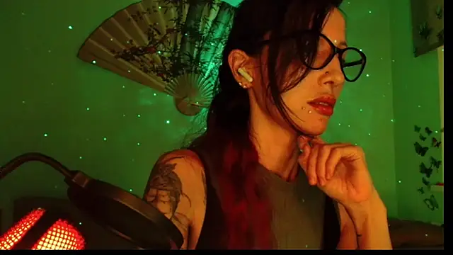 KiotoShine online show from 11/30/25, 05:14