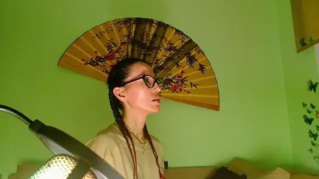 KiotoShine online show from 04/25/26, 07:00