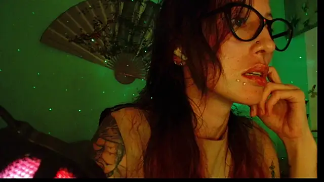 KiotoShine online show from 12/03/25, 09:14